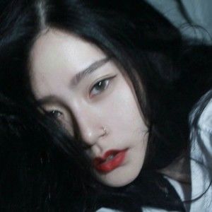 Meet your Posher, Warner